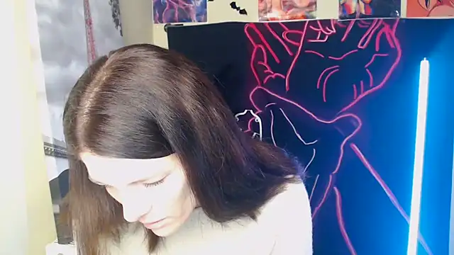 Snapshot of VanessaRey_ chatting on 10/17/25, 07:00 VanessaRey  online show from 10/17/25, 07:00