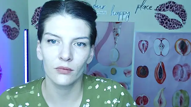 VanessaRey  online show from 11/15/25, 07:12