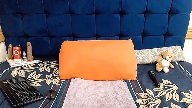 AriesCake online show from 05/21/26, 01:19