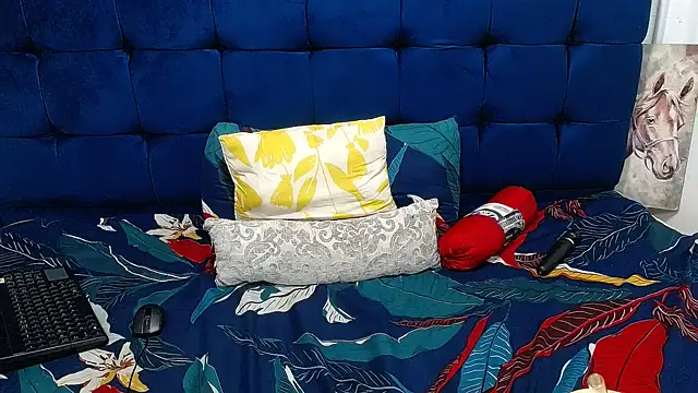 AriesCake online show from 02/22/26, 01:46