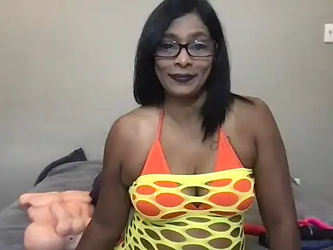 indianrose09 online show from 12/18/25, 07:46