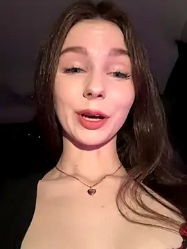 MilaBee online show from 11/16/25, 11:04