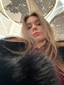 MilaBee online show from 01/06/26, 07:56