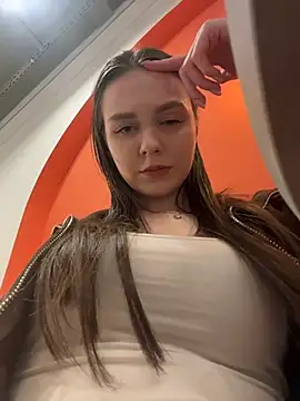 MilaBee online show from 03/13/26, 11:15