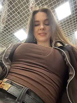 MilaBee online show from 03/28/26, 05:19