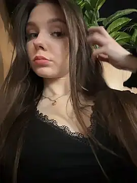 MilaBee online show from 03/21/26, 05:08