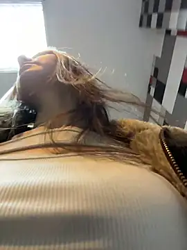 MilaBee online show from 04/07/26, 11:12