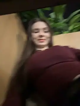 MilaBee online show from 03/26/26, 07:39