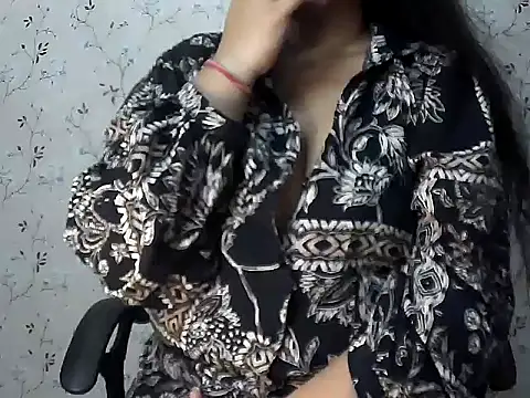 sonali4 online show from 10/28/25, 11:20