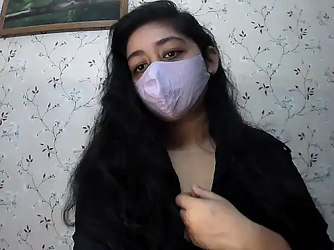 Snapshot of sonali4 chatting on 10/14/25, 10:49 sonali4 online show from 10/14/25, 10:49