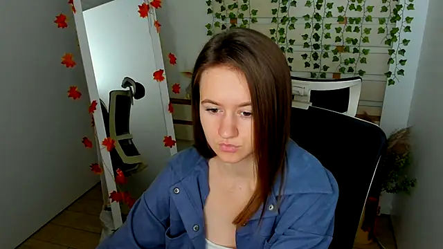 Catherine e online show from 10/08/25, 06:19