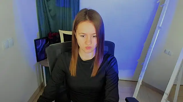 Catherine e online show from 10/27/25, 07:37