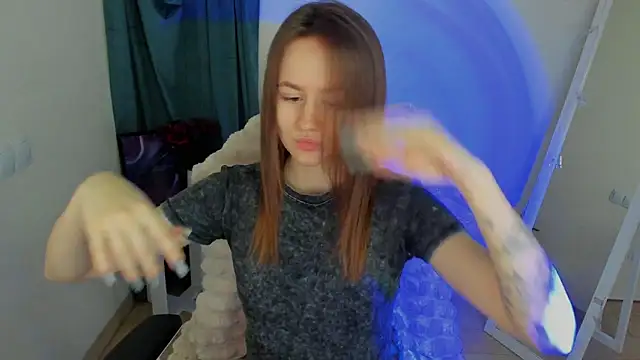 Catherine e online show from 12/03/25, 07:35