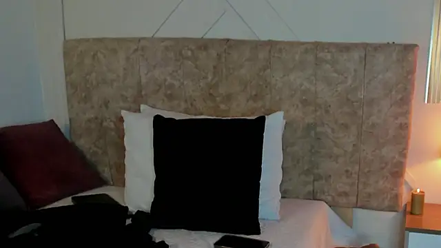 angelinarouse  online show from 01/09/26, 04:19