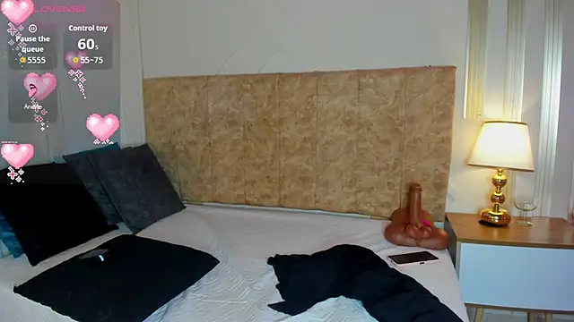 angelinarouse  online show from 11/27/25, 03:07