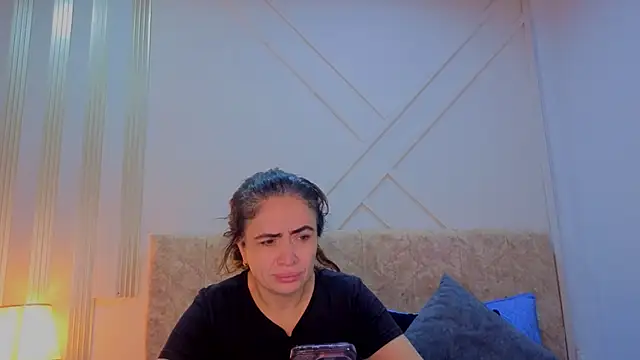 angelinarouse  online show from 04/03/26, 12:39