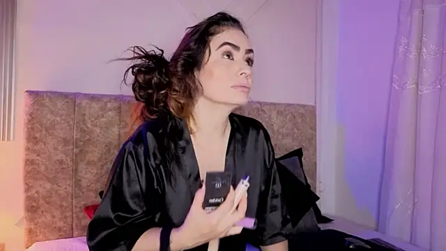 angelinarouse  online show from 03/25/26, 03:28