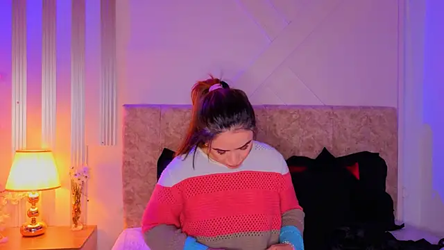 angelinarouse  online show from 03/21/26, 04:35