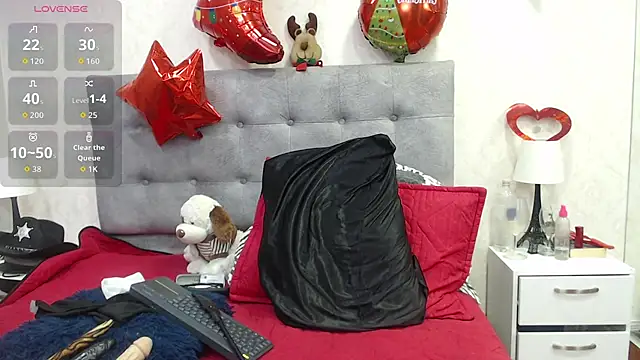 ScarlettGreen  online show from 12/05/25, 11:42