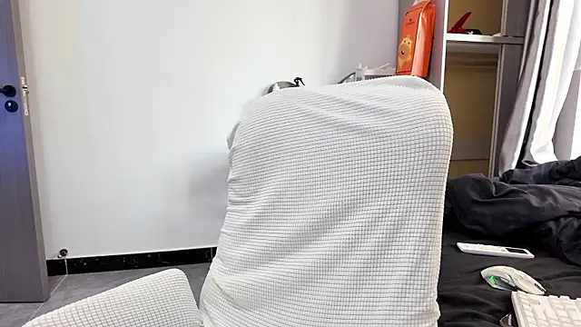 Rainbow-sweet online show from 04/13/26, 07:23