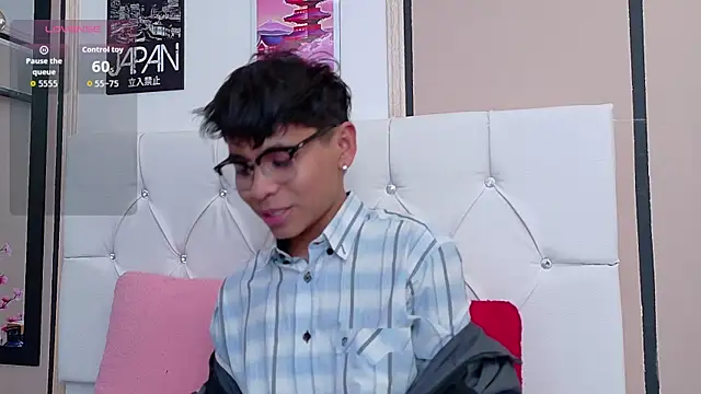 Ethan Westt online show from 11/10/25, 08:47