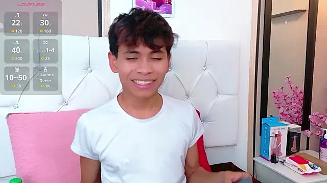 Ethan Westt online show from 03/24/26, 08:09