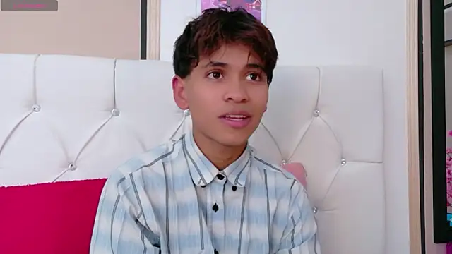 Ethan Westt online show from 04/07/26, 08:32