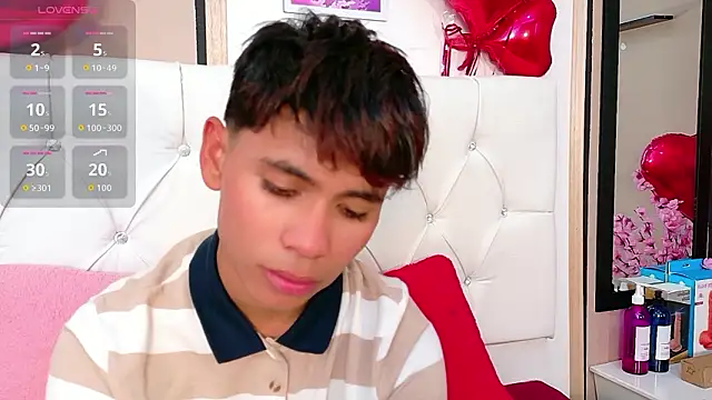 Ethan Westt online show from 03/04/26, 08:16