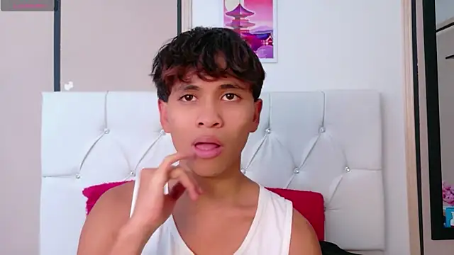 Ethan Westt online show from 04/15/26, 08:42