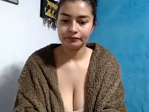 Snapshot of AlanaHotxx chatting on 09/20/25, 06:18 AlanaHotxx online show from 09/20/25, 06:18