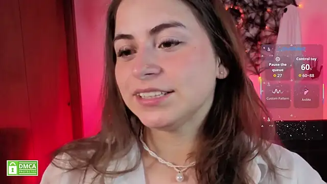 Snapshot of Taiga_Cute chatting on 10/11/25, 07:09 Taiga Cute online show from 10/11/25, 07:09