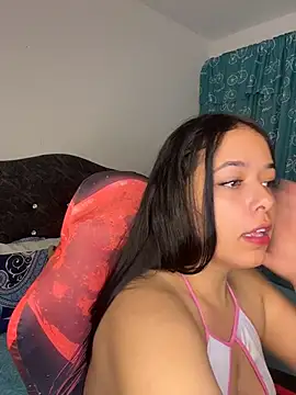 Snapshot of Deepika_padukoneNisha chatting on 07/08/26, 01:12 Deepika padukoneNisha online show from 07/08/26, 01:12