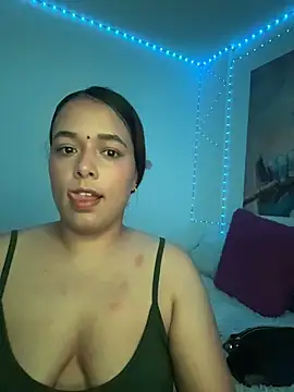 Snapshot of Deepika_padukoneNisha chatting on 11/14/25, 08:34 Deepika padukoneNisha online show from 11/14/25, 08:34