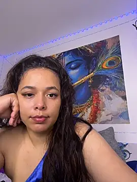 Snapshot of Deepika_padukoneNisha chatting on 11/28/25, 05:13 Deepika padukoneNisha online show from 11/28/25, 05:13