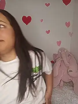 Snapshot of Deepika_padukoneNisha chatting on 09/27/25, 06:30 Deepika padukoneNisha online show from 09/27/25, 06:30