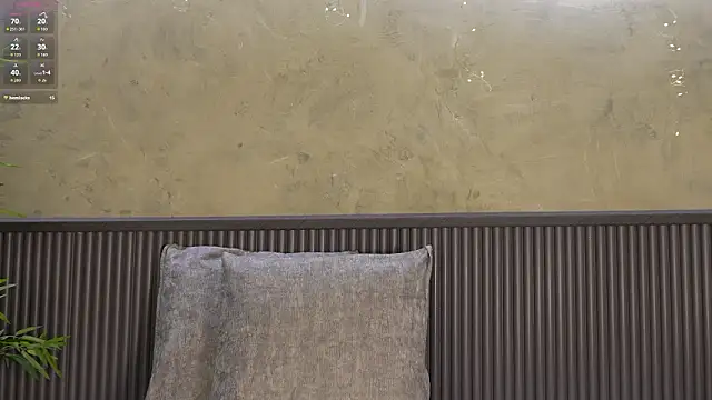 mia lacy  online show from 02/10/26, 02:43