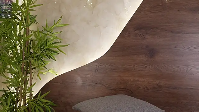 mia lacy  online show from 01/12/26, 07:42