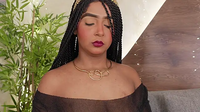 mia lacy  online show from 12/18/25, 08:01