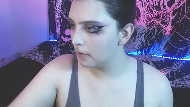 mikaskullcs online show from 06/11/26, 07:22