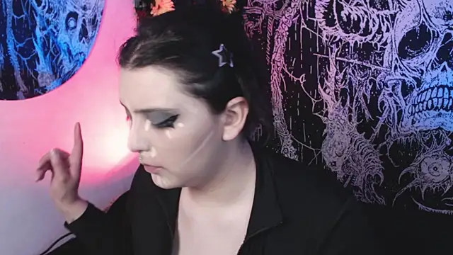 mikaskullcs online show from 03/15/26, 09:33