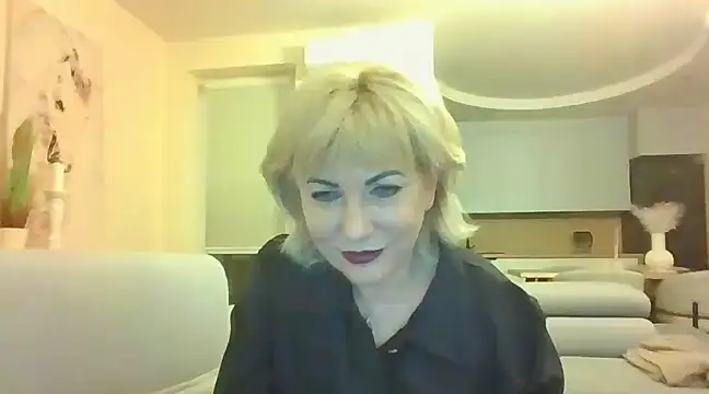 Snapshot of GabrielleTrue chatting on 03/21/25, 07:35 GabrielleTrue online show from 03/21/25, 07:35