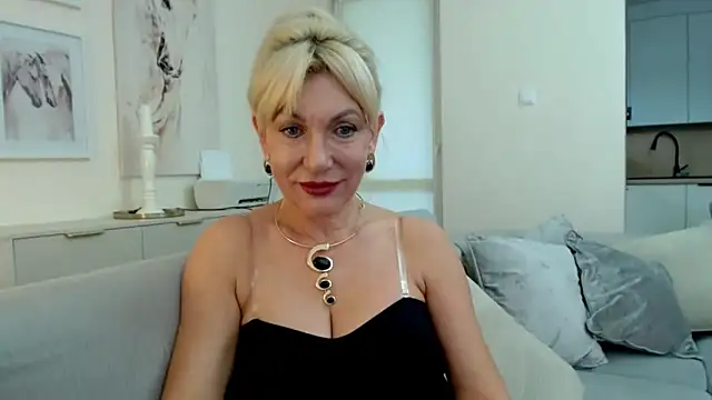 Snapshot of GabrielleTrue chatting on 09/30/25, 07:14 GabrielleTrue online show from 09/30/25, 07:14