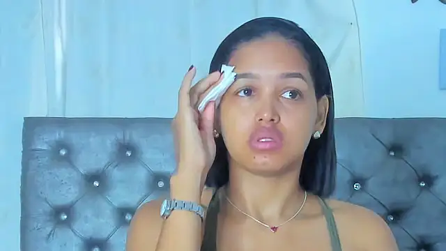 NikkiStarrr online show from 10/28/25, 12:15