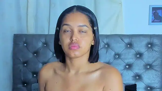 NikkiStarrr online show from 10/11/25, 11:33