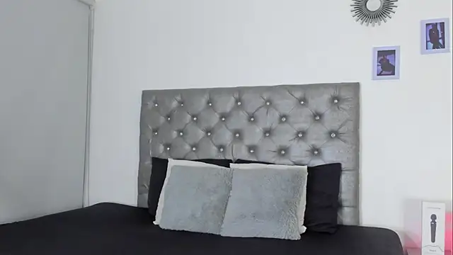 NikkiStarrr online show from 03/19/25, 10:22