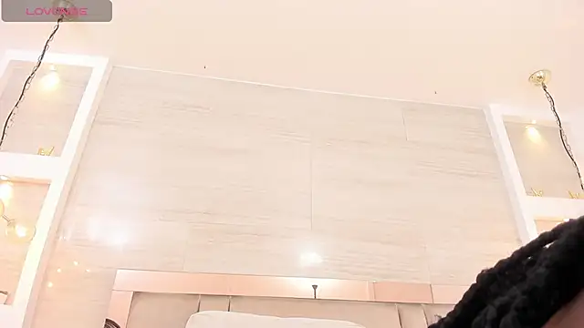 ankara brownn online show from 03/18/25, 11:09