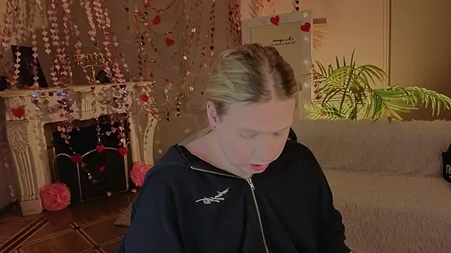 Snapshot of Jes_Solar chatting on 02/19/26, 10:29 Jes Solar online show from 02/19/26, 10:29