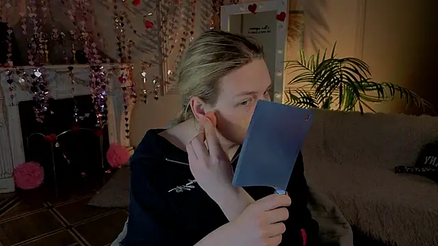 Snapshot of Jes_Solar chatting on 02/22/26, 10:55 Jes Solar online show from 02/22/26, 10:55