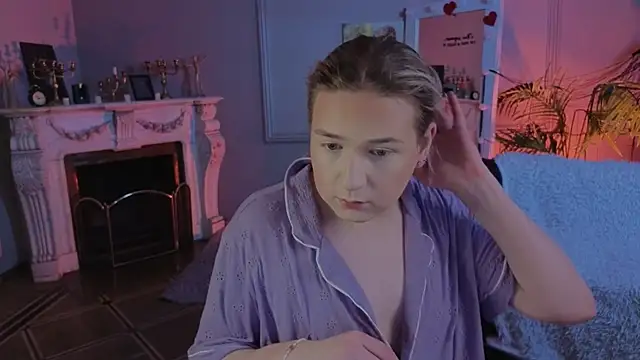 Snapshot of Jes_Solar chatting on 04/06/26, 09:38 Jes Solar online show from 04/06/26, 09:38