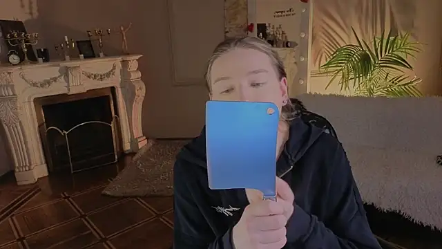 Snapshot of Jes_Solar chatting on 04/12/26, 06:55 Jes Solar online show from 04/12/26, 06:55